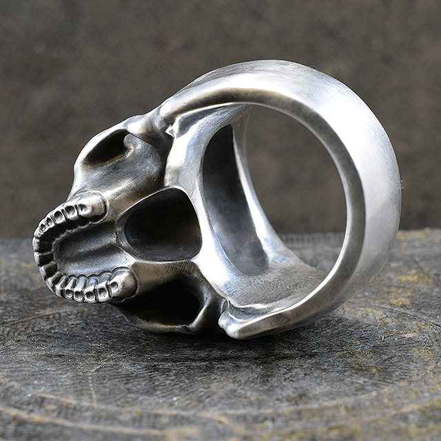 REQUIEM LOST SKULL RING SR-R025