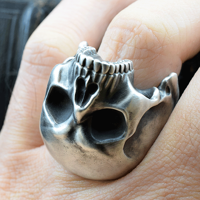 REQUIEM LOST SKULL RING SR-R025