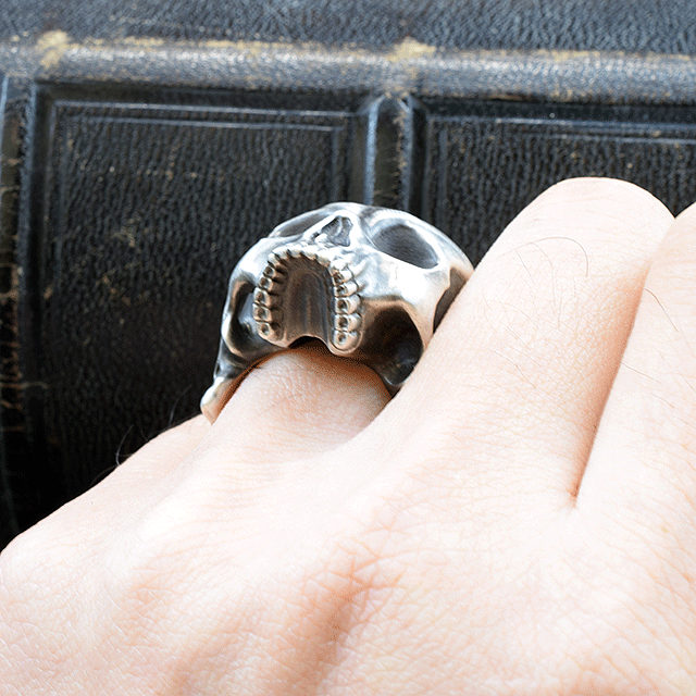 REQUIEM LOST SKULL RING SR-R025