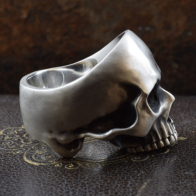 REQUIEM REVENANT SKULL RING SR-R028
