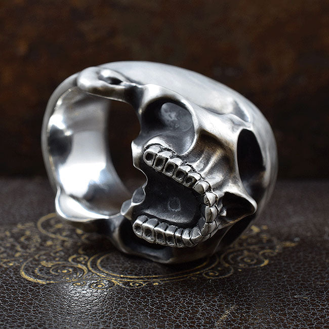 REQUIEM REVENANT SKULL RING SR-R028