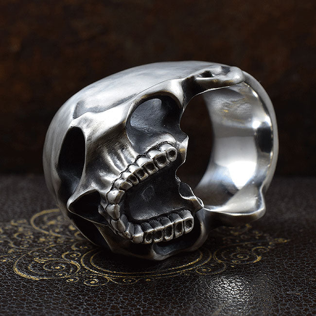 REQUIEM REVENANT SKULL RING SR-R028