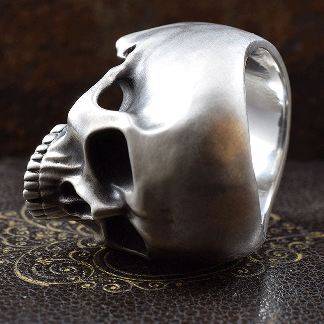 REQUIEM SPOOKY SKULL RING SR-R029