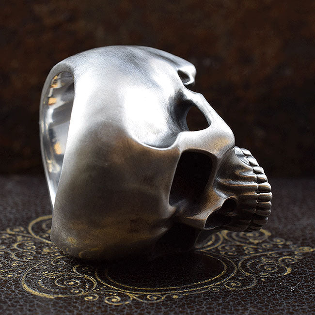 REQUIEM SPOOKY SKULL RING SR-R029