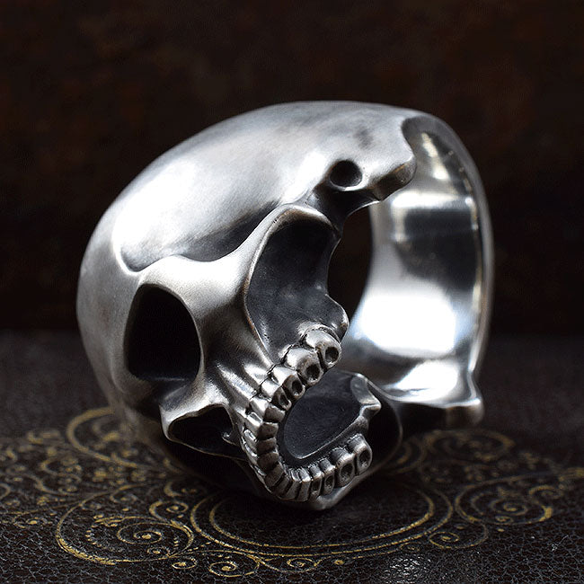 REQUIEM SPOOKY SKULL RING SR-R029