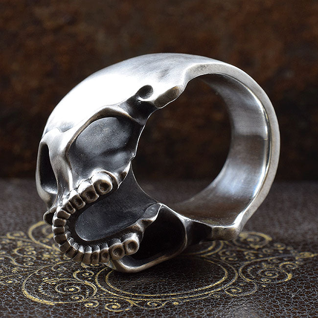 REQUIEM SPOOKY SKULL RING SR-R029