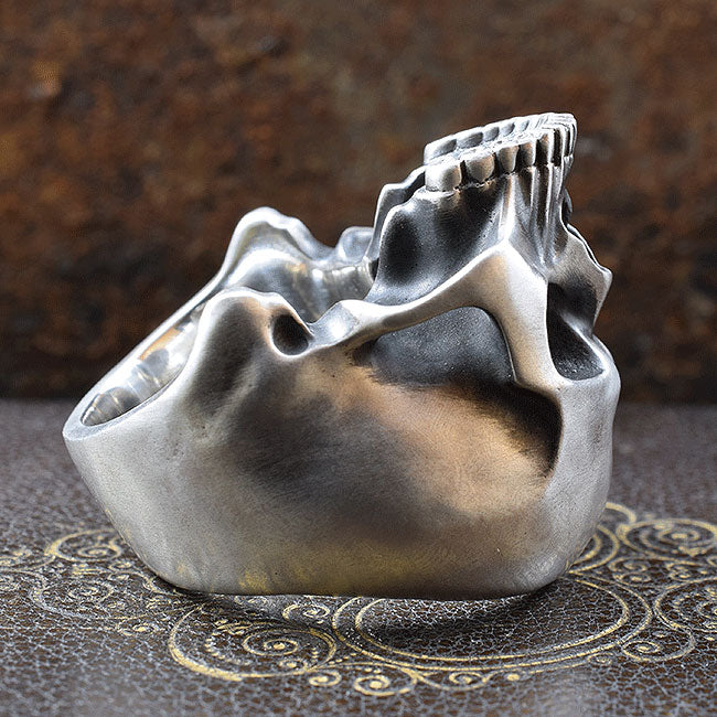 REQUIEM SPOOKY SKULL RING SR-R029
