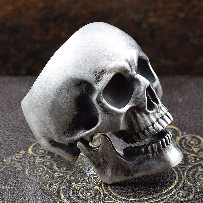 REQUIEM OMINOUS SKULL RING SR-R026