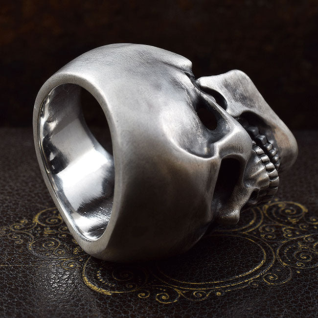REQUIEM OMINOUS SKULL RING SR-R026