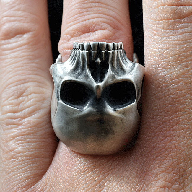 REQUIEM REVENANT SKULL RING SR-R028