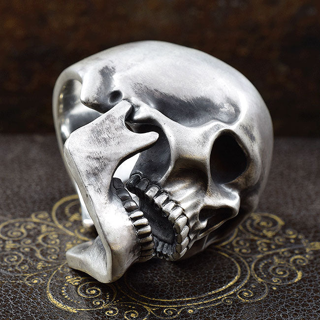 REQUIEM OMINOUS SKULL RING SR-R026