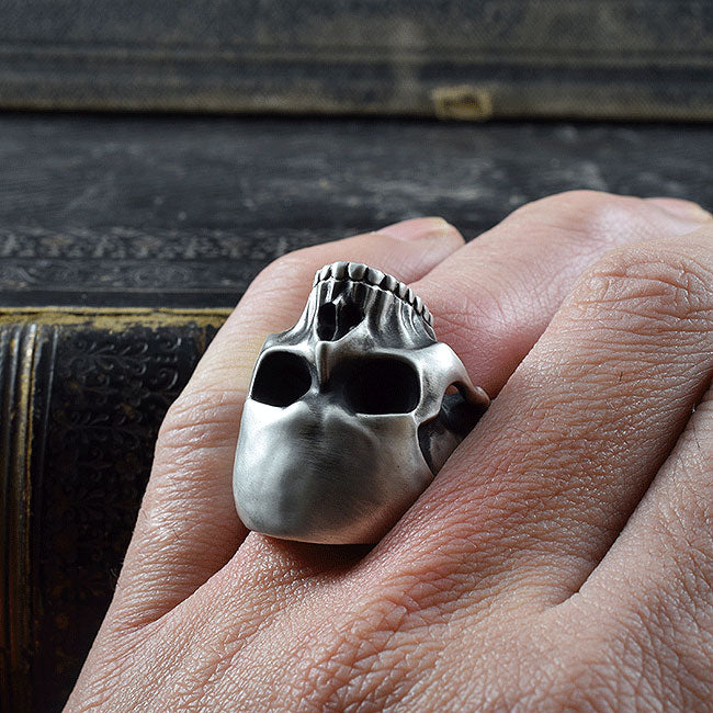 REQUIEM REVENANT SKULL RING SR-R028