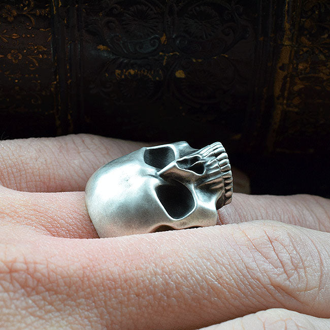 REQUIEM SPOOKY SKULL RING SR-R029