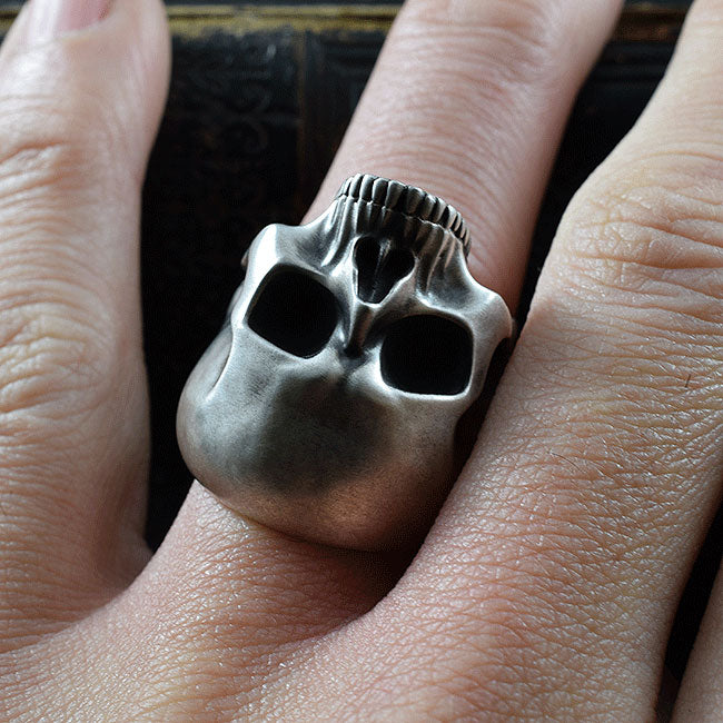 REQUIEM SPOOKY SKULL RING SR-R029
