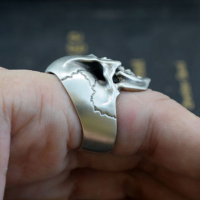 HERESY SKULL RING SR-R005