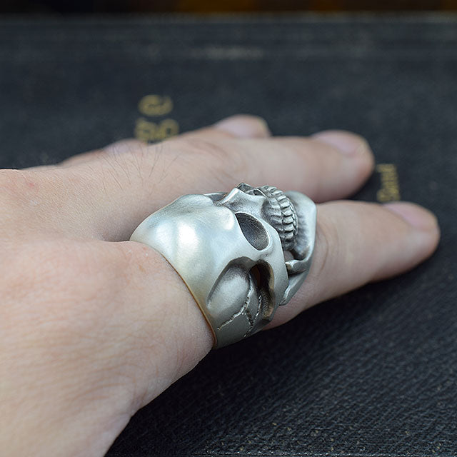 GUTTURAL SKULL RING SR-R006