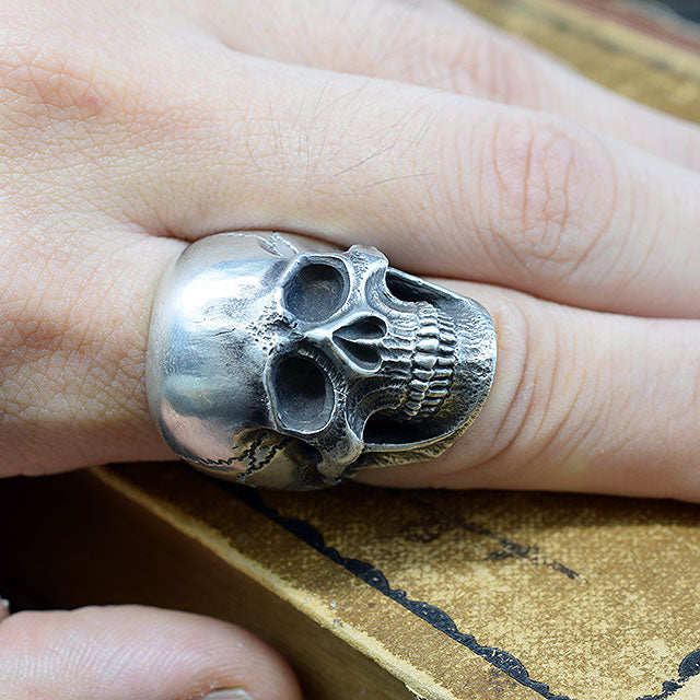 INCARNATE SKULL RING SR-010