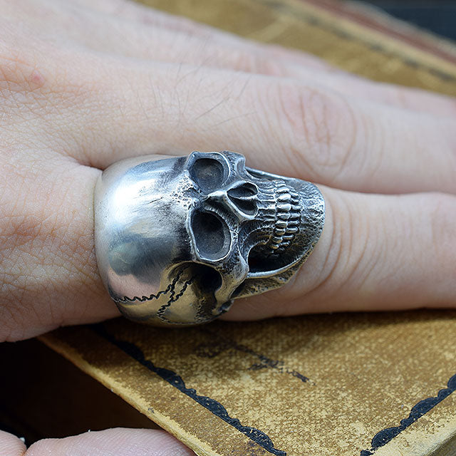 INCARNATE SKULL RING SR-010
