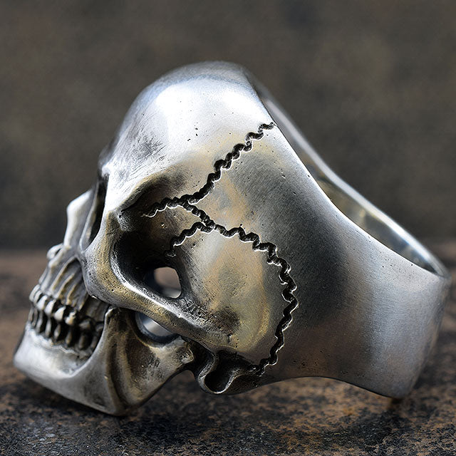 SCORN SKULL RING SR-011