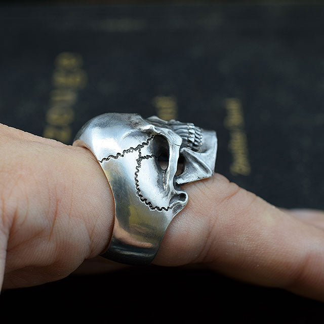 SCORN SKULL RING SR-011