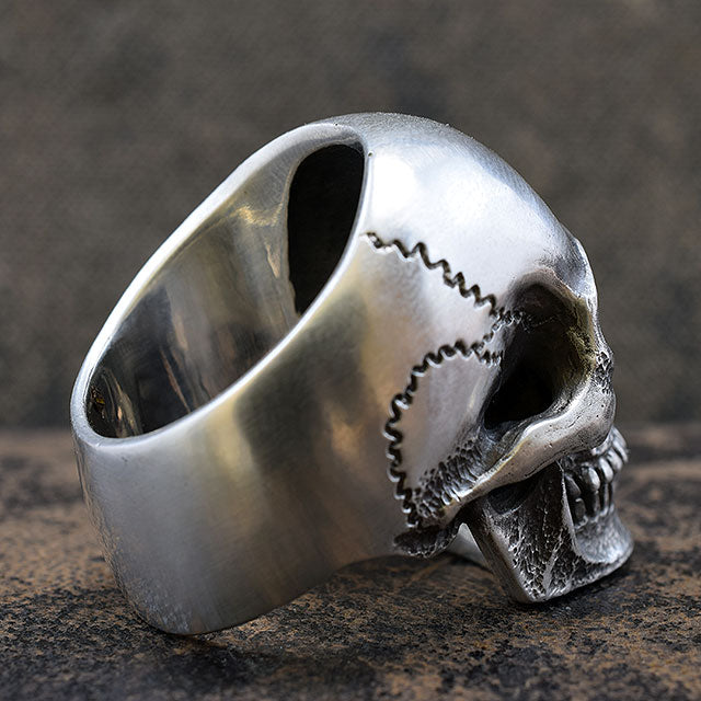 INCARNATE SKULL RING SR-010