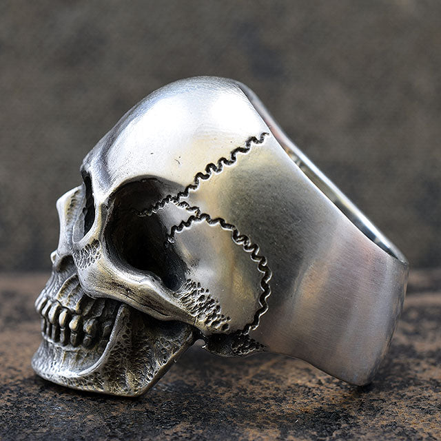 INCARNATE SKULL RING SR-010
