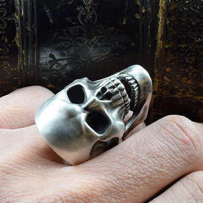 REQUIEM BURIAL SKULL RING SR-R027