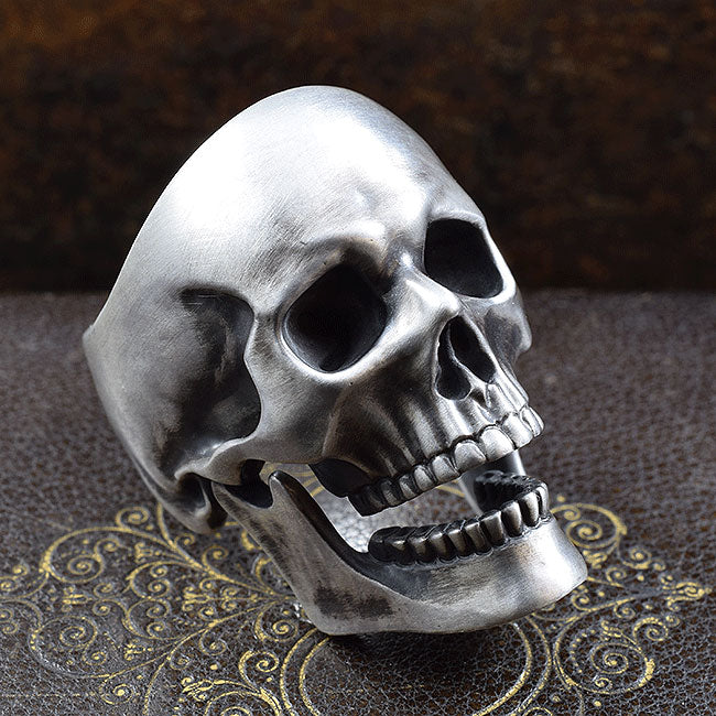 REQUIEM BURIAL SKULL RING SR-R027