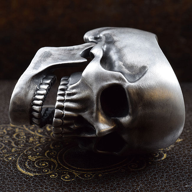 REQUIEM BURIAL SKULL RING SR-R027