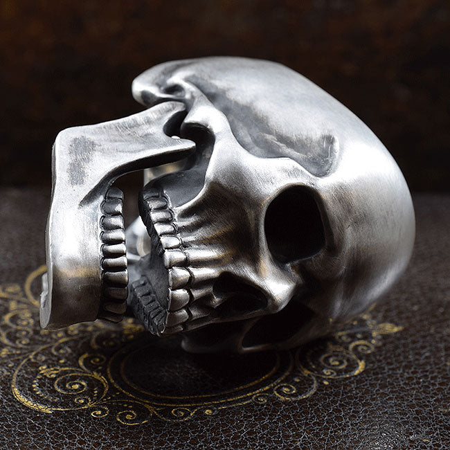 REQUIEM BURIAL SKULL RING SR-R027