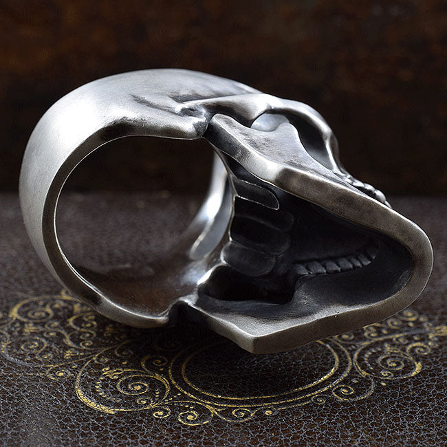 REQUIEM BURIAL SKULL RING SR-R027