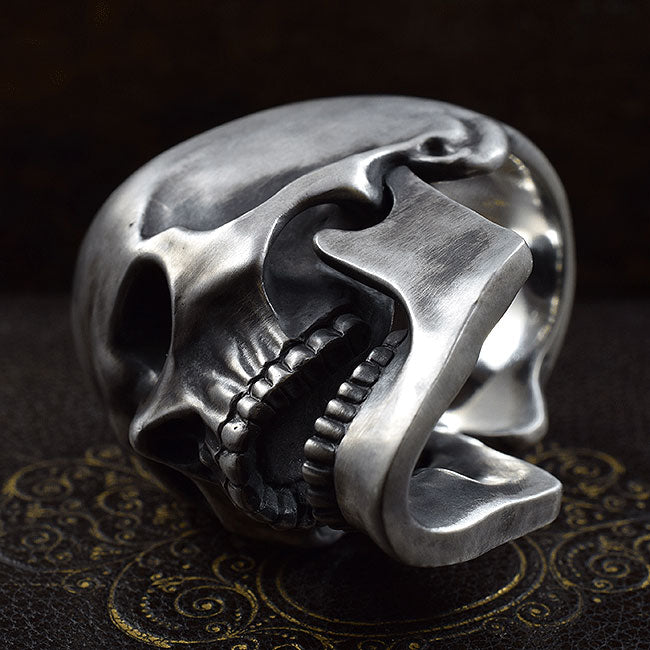 REQUIEM BURIAL SKULL RING SR-R027